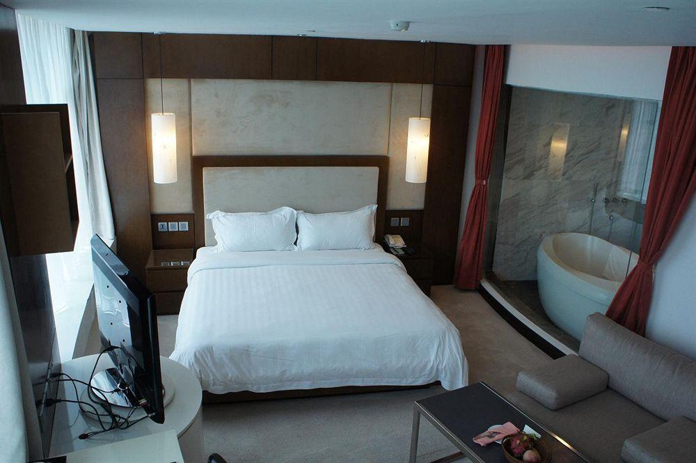The Hanoi Club Hotel & Residences Luaran gambar